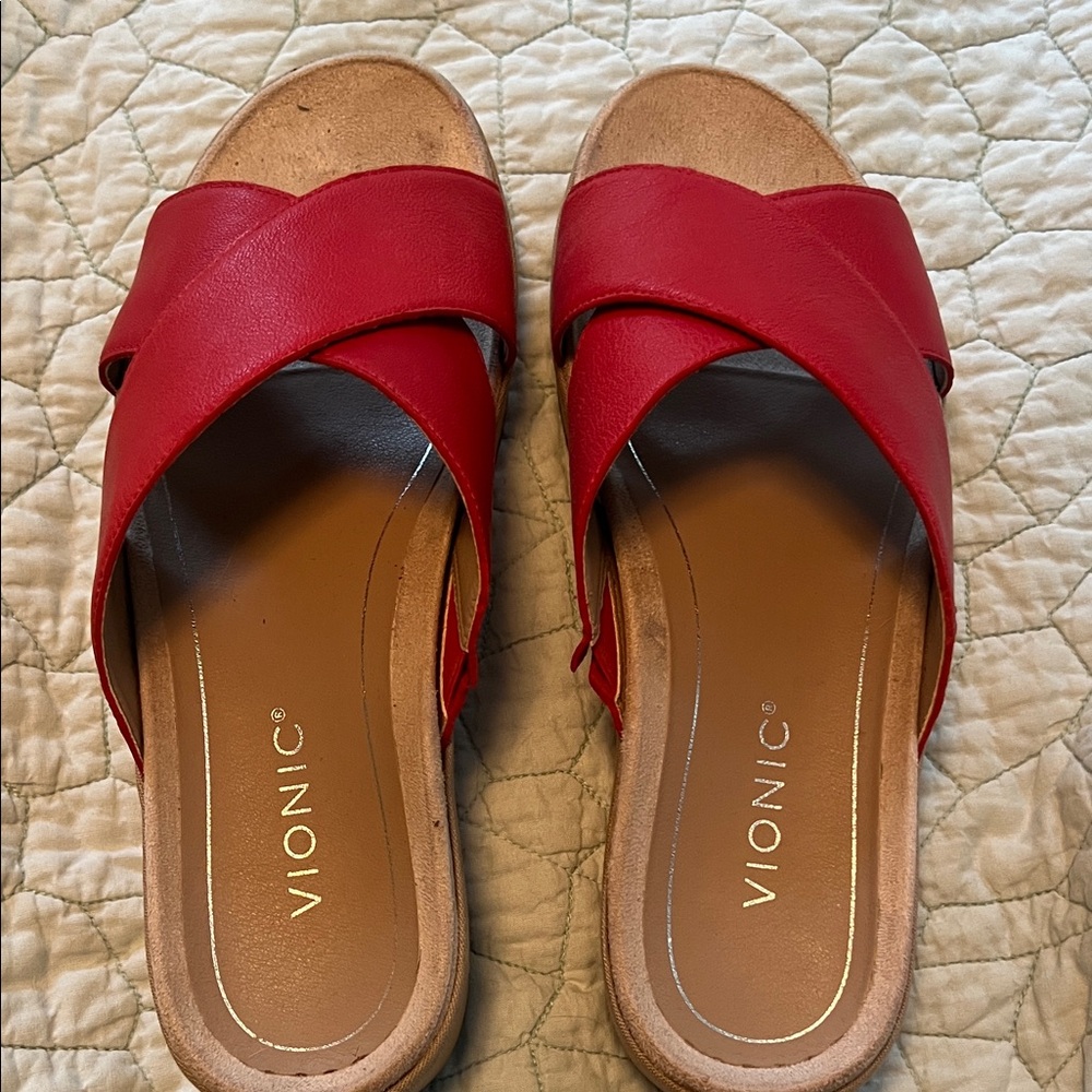 Vionic Red Cross-Band Slide Sandals
